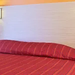 Premiere Classe Lille Nord - Otel Tourcoing